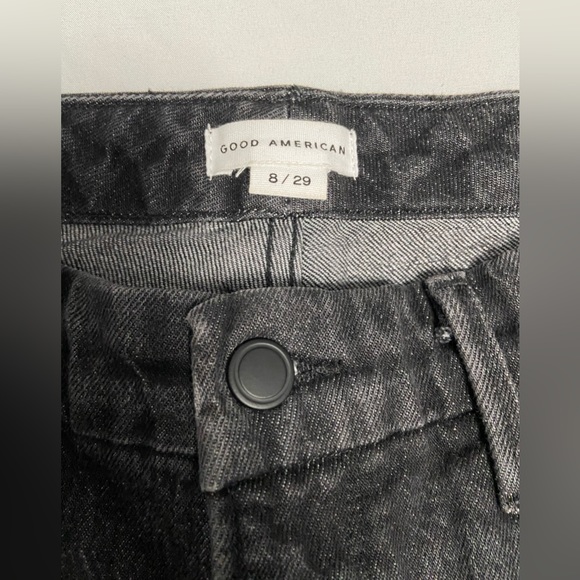 Good American Distressed Jeans - Picture 1 of 3